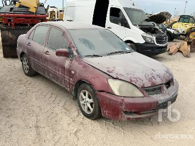 MITSUBISHI LANCER (Inoperable) - Voiture: photos 4 MITSUBISHI LANCER (Inoperable) - Voiture: photos 4