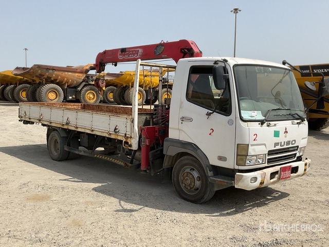 Mitsubishi KK-FK71HJ - Camion plateau, Camion grue: photos 1 Mitsubishi KK-FK71HJ - Camion plateau, Camion grue: photos 1