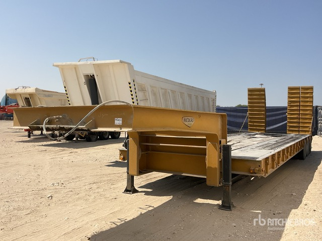 Nicolas Lowboy Trailer - Semi-remorque surbaissé: photos 1 Nicolas Lowboy Trailer - Semi-remorque surbaissé: photos 1