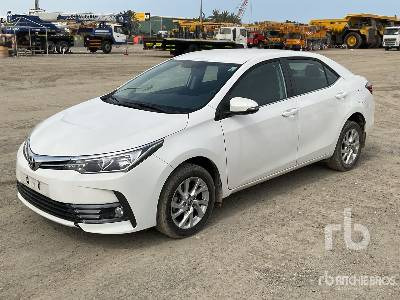 TOYOTA COROLLA - Voiture: photos 1 TOYOTA COROLLA - Voiture: photos 1