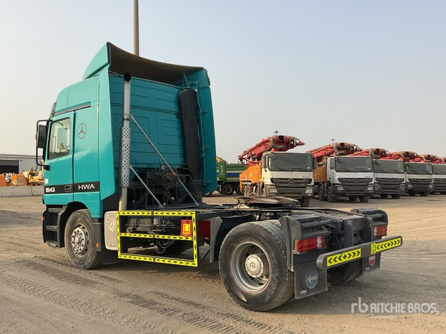 2001 Mercedes-Benz Actros 1843 4x2 S/A Sleeper Truck Tractor - Tracteur routier: photos 3 2001 Mercedes-Benz Actros 1843 4x2 S/A Sleeper Truck Tractor - Tracteur routier: photos 3