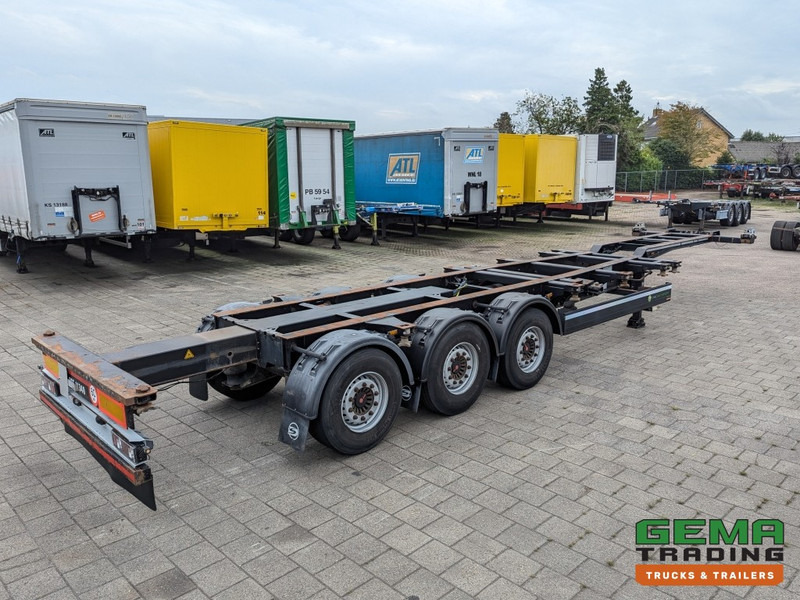 CIMC CIMC Silvergreen SC03 3-Assen SAF LiftAxle - DiscBrakes - 1x 20FT 2x 20FT 30FT 40FT - 5250KG (O1988) - Semi-remorque porte-conteneur/ Caisse mobile: photos 2 CIMC CIMC Silvergreen SC03 3-Assen SAF LiftAxle - DiscBrakes - 1x 20FT 2x 20FT 30FT 40FT - 5250KG (O1988) - Semi-remorque porte-conteneur/ Caisse mobile: photos 2