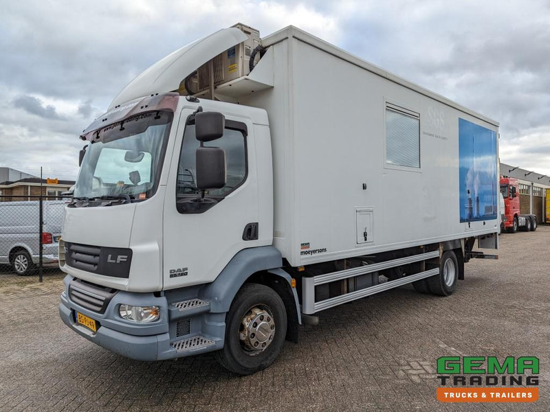 DAF FA LF55.180 4x2 Daycab 15T Euro4 Mobile Office / Camper / Workshop - Manual - Airco - Dhollandia Laadklep 1500KG - 150.000KM (V690) - Camion: photos 4 DAF FA LF55.180 4x2 Daycab 15T Euro4 Mobile Office / Camper / Workshop - Manual - Airco - Dhollandia Laadklep 1500KG - 150.000KM (V690) - Camion: photos 4