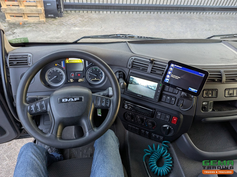Photo d'intérieur 2: Camion frigorifique DAF CF 280 FAN 6x2/4 DagCab Euro6 - Koel-VriesBak 7.9m + Carrier Supra 1150MT + Laadklep 2000kg - 10/2025APK