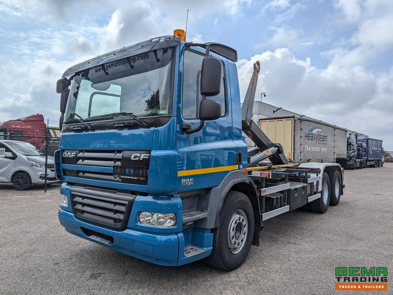 DAF CF 85.410 6x2 Dagcab Euro5 - Haakarm systeem 20T - AJK HS20-6430 - Vangmuil - Liftas - Camion ampliroll: photos 1 DAF CF 85.410 6x2 Dagcab Euro5 - Haakarm systeem 20T - AJK HS20-6430 - Vangmuil - Liftas - Camion ampliroll: photos 1
