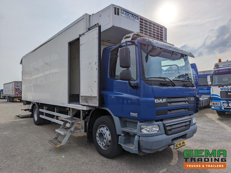 DAF FA CF65.220 4x2 Daycab Euro5 KoelVriesBak 7m + Laadklep 2000kg - FrigoBlock - Zijdeur - Camion frigorifique: photos 2 DAF FA CF65.220 4x2 Daycab Euro5 KoelVriesBak 7m + Laadklep 2000kg - FrigoBlock - Zijdeur - Camion frigorifique: photos 2