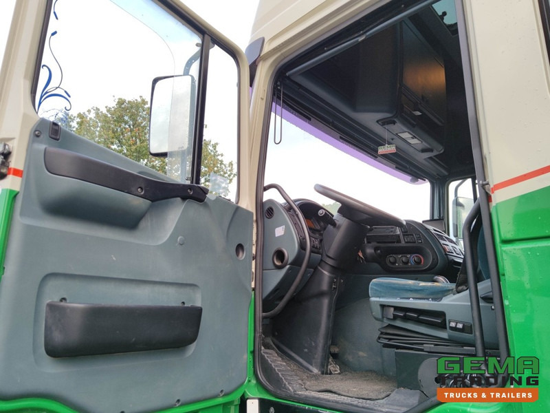 Crédit-bail de DAF FAK XF95.430 8x2 Super SuperSpaceCab Euro3 - CurtainSider 7.31m + Ramp 16T - MachineTransporter - 6 Persons  (V558) DAF FAK XF95.430 8x2 Super SuperSpaceCab Euro3 - CurtainSider 7.31m + Ramp 16T - MachineTransporter - 6 Persons  (V558): photos 14