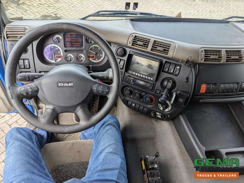 Camion ampliroll DAF FAS CF85.410 6x2 Euro5 FAS CF85.410 6x2 Spacecab Euro5 - HaakarmSysteem AJK 20T - KlapBumper - Vangmuilkoppeling - Lift-As: photos 16 Camion ampliroll DAF FAS CF85.410 6x2 Euro5 FAS CF85.410 6x2 Spacecab Euro5 - HaakarmSysteem AJK 20T - KlapBumper - Vangmuilkoppeling - Lift-As: photos 16