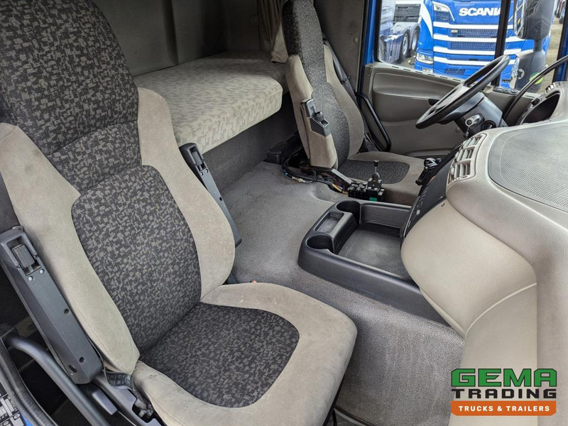 Camion ampliroll DAF FAS CF85.410 6x2 Euro5 FAS CF85.410 6x2 Spacecab Euro5 - HaakarmSysteem AJK 20T - KlapBumper - Vangmuilkoppeling - Lift-As: photos 7 Camion ampliroll DAF FAS CF85.410 6x2 Euro5 FAS CF85.410 6x2 Spacecab Euro5 - HaakarmSysteem AJK 20T - KlapBumper - Vangmuilkoppeling - Lift-As: photos 7