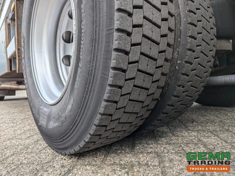 Camion ampliroll DAF FAS CF85.410 6x2 Euro5 FAS CF85.410 6x2 Spacecab Euro5 - HaakarmSysteem AJK 20T - KlapBumper - Vangmuilkoppeling - Lift-As: photos 20 Camion ampliroll DAF FAS CF85.410 6x2 Euro5 FAS CF85.410 6x2 Spacecab Euro5 - HaakarmSysteem AJK 20T - KlapBumper - Vangmuilkoppeling - Lift-As: photos 20