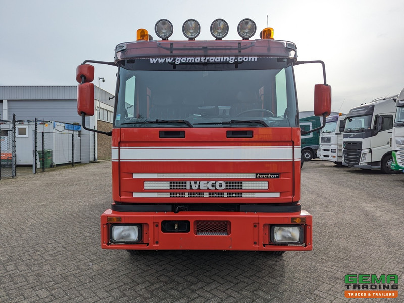 Crédit-bail de Iveco Tector ML120E24D 4x2 Euro3 DubbelCabine - Paardenwagen 3-Paards - Kleedruimte - Hydraulische klep- TOP! Iveco Tector ML120E24D 4x2 Euro3 DubbelCabine - Paardenwagen 3-Paards - Kleedruimte - Hydraulische klep- TOP!: photos 11