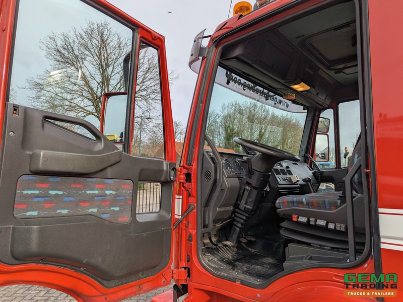 Crédit-bail de Iveco Tector ML120E24D 4x2 Euro3 DubbelCabine - Paardenwagen 3-Paards - Kleedruimte - Hydraulische klep- TOP! Iveco Tector ML120E24D 4x2 Euro3 DubbelCabine - Paardenwagen 3-Paards - Kleedruimte - Hydraulische klep- TOP!: photos 16