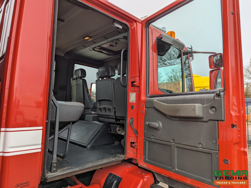 Crédit-bail de Iveco Tector ML120E24D 4x2 Euro3 DubbelCabine - Paardenwagen 3-Paards - Kleedruimte - Hydraulische klep- TOP! Iveco Tector ML120E24D 4x2 Euro3 DubbelCabine - Paardenwagen 3-Paards - Kleedruimte - Hydraulische klep- TOP!: photos 18