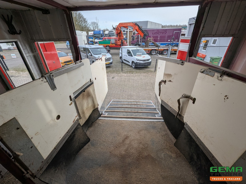 Crédit-bail de Iveco Tector ML120E24D 4x2 Euro3 DubbelCabine - Paardenwagen 3-Paards - Kleedruimte - Hydraulische klep- TOP! Iveco Tector ML120E24D 4x2 Euro3 DubbelCabine - Paardenwagen 3-Paards - Kleedruimte - Hydraulische klep- TOP!: photos 8