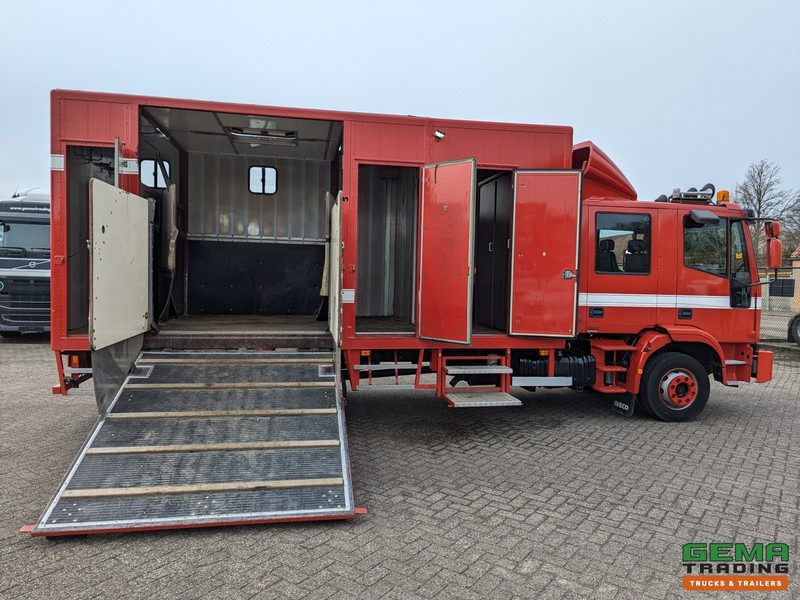 Crédit-bail de Iveco Tector ML120E24D 4x2 Euro3 DubbelCabine - Paardenwagen 3-Paards - Kleedruimte - Hydraulische klep- TOP! Iveco Tector ML120E24D 4x2 Euro3 DubbelCabine - Paardenwagen 3-Paards - Kleedruimte - Hydraulische klep- TOP!: photos 15