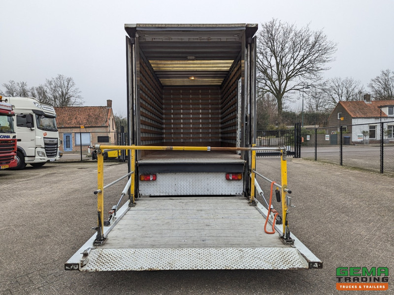 Mercedes-Benz Atego 1218 4x2 Dagcab Euro3 12T - Geslotenbak 6.2m - Portaallift - Hydr. steunpoten - Verhuiswagen - Camion fourgon: photos 5 Mercedes-Benz Atego 1218 4x2 Dagcab Euro3 12T - Geslotenbak 6.2m - Portaallift - Hydr. steunpoten - Verhuiswagen - Camion fourgon: photos 5