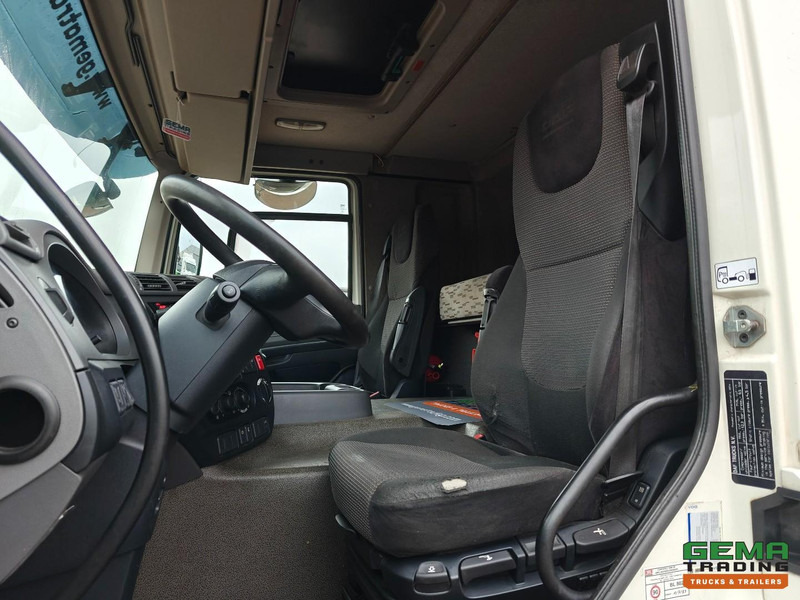 DAF CF 400 FT 4x2 Spacecab Euro6A - Rema - SmartTacho V2 - 03/2026 APK - Tracteur routier: photos 5 DAF CF 400 FT 4x2 Spacecab Euro6A - Rema - SmartTacho V2 - 03/2026 APK - Tracteur routier: photos 5