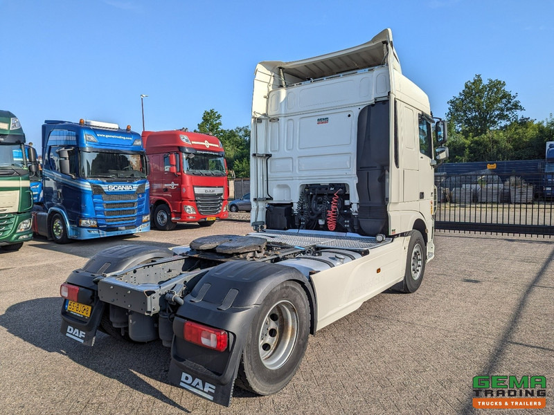 DAF XF 410 FT 4x2 Spacecab Euro6C - Dubbele Tanks - Groot Brandstoffilter - 03/2026 APK - Tracteur routier: photos 3 DAF XF 410 FT 4x2 Spacecab Euro6C - Dubbele Tanks - Groot Brandstoffilter - 03/2026 APK - Tracteur routier: photos 3