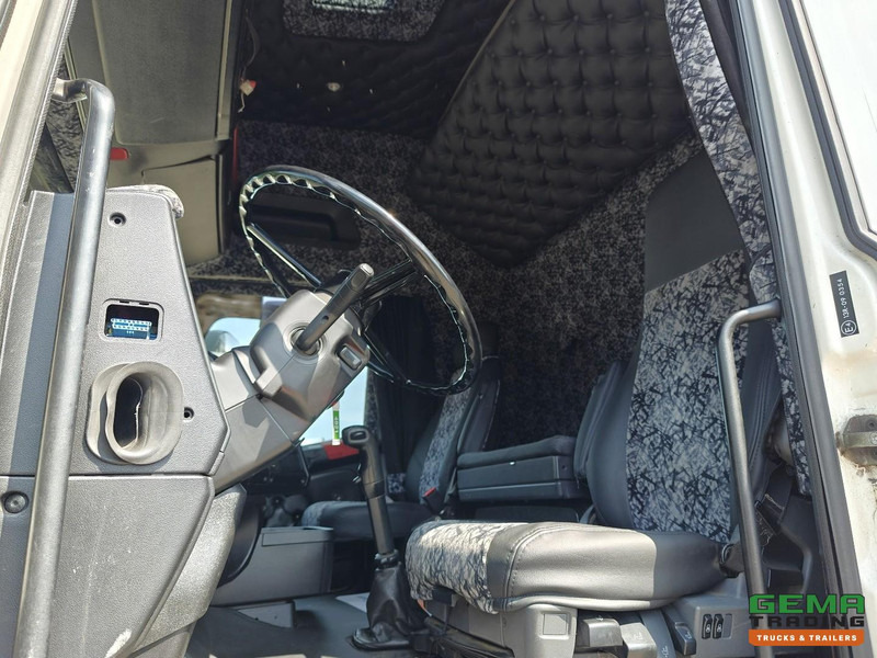 Scania R500 6x2/4 Topline Euro3 - V8 - Handgeschakeld - SchuifSchotel - 11/2025 APK - Tracteur routier: photos 5 Scania R500 6x2/4 Topline Euro3 - V8 - Handgeschakeld - SchuifSchotel - 11/2025 APK - Tracteur routier: photos 5