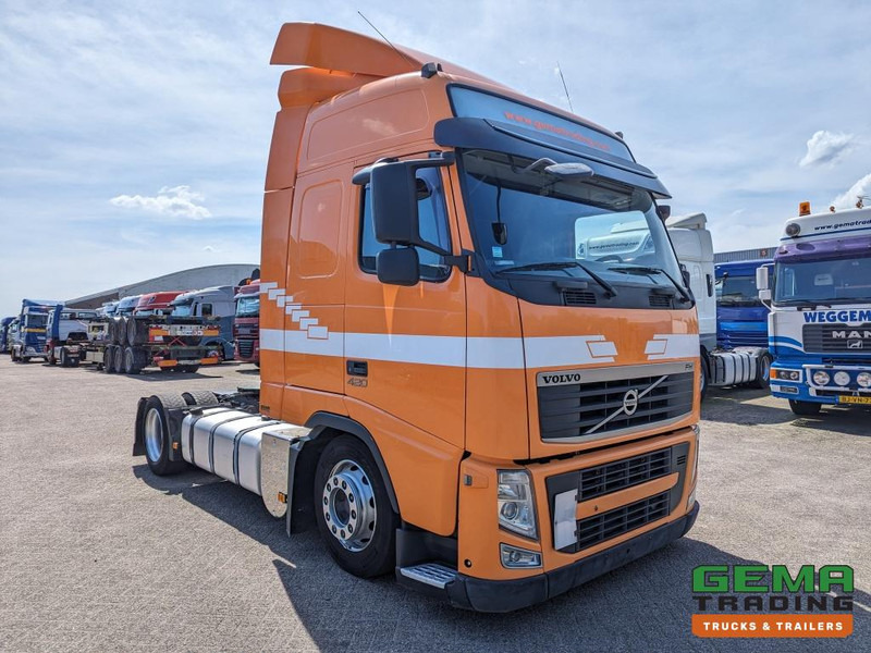 Volvo FH420 4x2 Euro5 FH420 4x2 Globetrotter Euro5 - XLOW - Tracteur routier: photos 2 Volvo FH420 4x2 Euro5 FH420 4x2 Globetrotter Euro5 - XLOW - Tracteur routier: photos 2