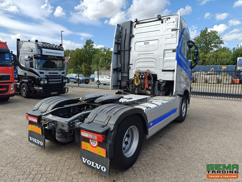 Volvo FH460 4x2 Globetrotter Euro6 - WF/Kiep Hydrauliek - Dubbele Tanks - Tracteur routier: photos 3 Volvo FH460 4x2 Globetrotter Euro6 - WF/Kiep Hydrauliek - Dubbele Tanks - Tracteur routier: photos 3