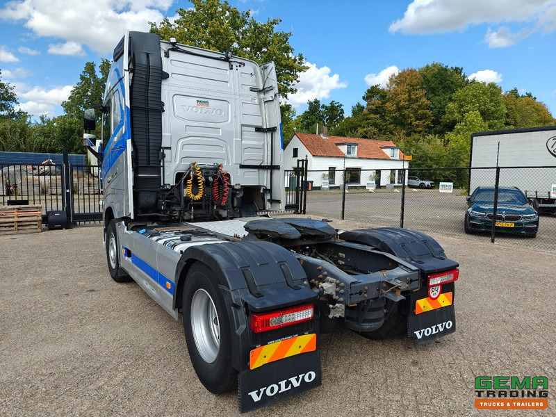 Volvo FH460 4x2 Globetrotter Euro6 - WF/Kiep Hydrauliek - Dubbele Tanks - Tracteur routier: photos 4 Volvo FH460 4x2 Globetrotter Euro6 - WF/Kiep Hydrauliek - Dubbele Tanks - Tracteur routier: photos 4