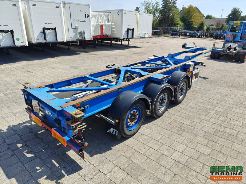 Van Hool 3B0079 3-Assen SAF - Schijfremmen - Alle aansluitingen / Universeel chassis - Semi-remorque porte-conteneur/ Caisse mobile: photos 4 Van Hool 3B0079 3-Assen SAF - Schijfremmen - Alle aansluitingen / Universeel chassis - Semi-remorque porte-conteneur/ Caisse mobile: photos 4