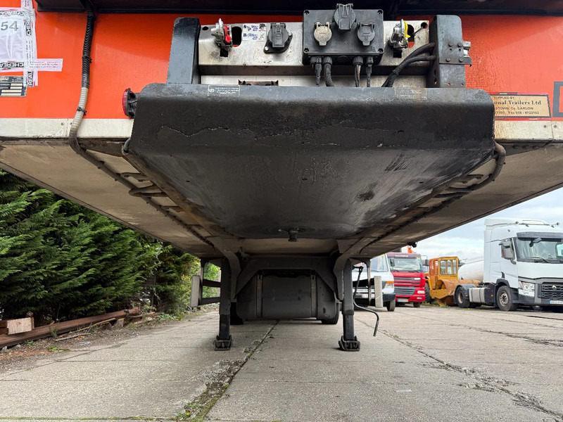 Chereau Frigo Carier Vector 1850 3 axle 7CM Side H2.60 - Semi-remorque frigorifique: photos 2 Chereau Frigo Carier Vector 1850 3 axle 7CM Side H2.60 - Semi-remorque frigorifique: photos 2