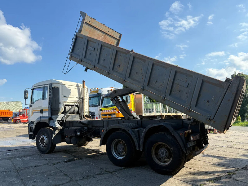 MAN TGA 26.360 6X4 Tipper Spring/Spring ZF Manual gear EURO3 - Camion benne: photos 3 MAN TGA 26.360 6X4 Tipper Spring/Spring ZF Manual gear EURO3 - Camion benne: photos 3