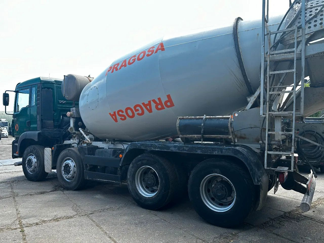 MAN TGA 35.360 8X4 CIFA Beton Mixer Spring/Spring ZF - Camion malaxeur: photos 3 MAN TGA 35.360 8X4 CIFA Beton Mixer Spring/Spring ZF - Camion malaxeur: photos 3