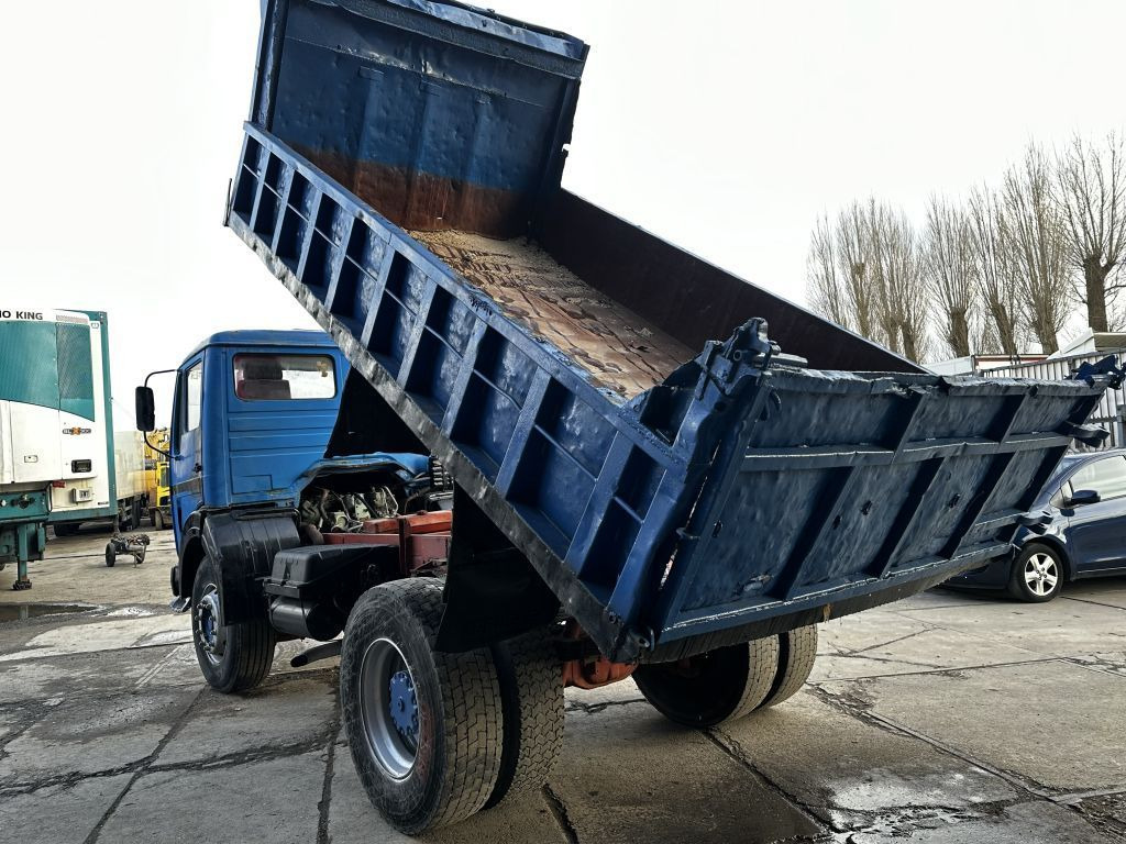 Mercedes-Benz SK 1928 V8 4X2 Tipper Spring/Spring Manual Gearb - Camion benne: photos 3 Mercedes-Benz SK 1928 V8 4X2 Tipper Spring/Spring Manual Gearb - Camion benne: photos 3