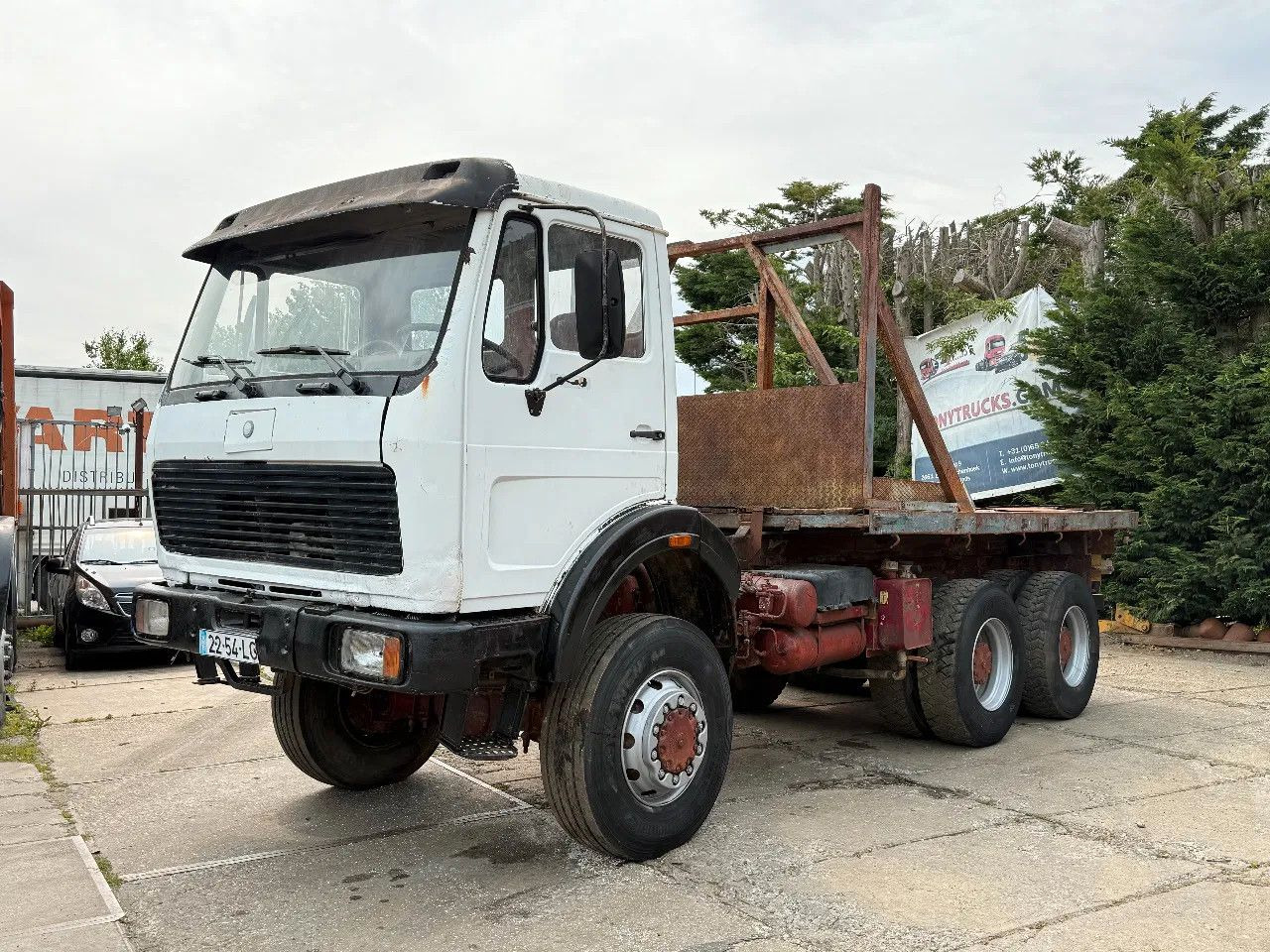 Mercedes-Benz SK 2628 V8 6X6 Platform Spring/Spring Manual gea - Camion plateau: photos 2 Mercedes-Benz SK 2628 V8 6X6 Platform Spring/Spring Manual gea - Camion plateau: photos 2