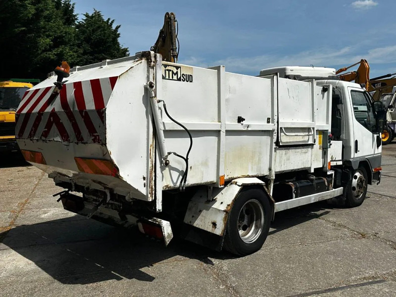 Mitsubishi Canter GARBAGE TRUCK SPRING/SPRING MANUAL GEARBOX - Benne à ordures ménagères: photos 3 Mitsubishi Canter GARBAGE TRUCK SPRING/SPRING MANUAL GEARBOX - Benne à ordures ménagères: photos 3