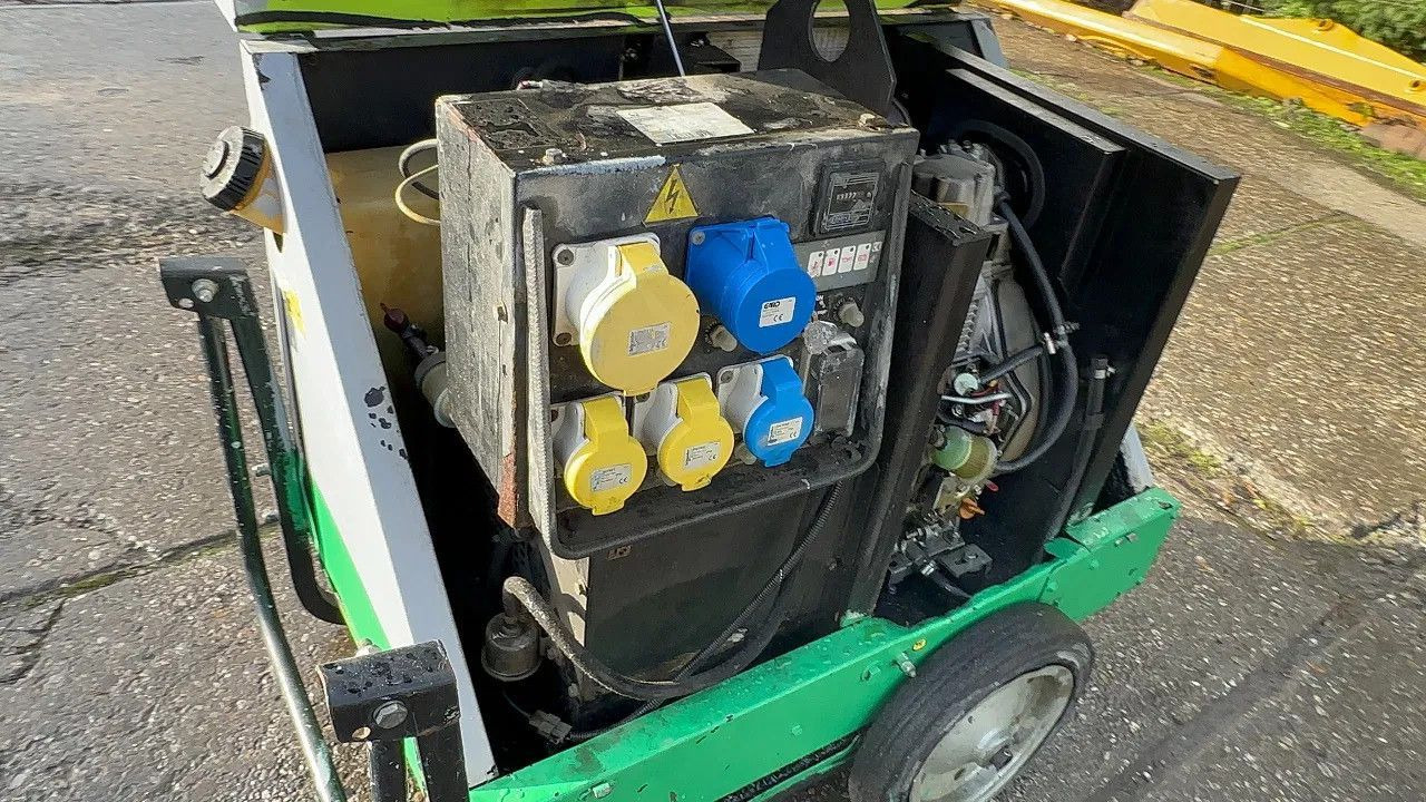 Groupe électrogène Pramac P6000S2 6KVA Generator Pramac  P6000S2 6KVA Generator: photos 11
