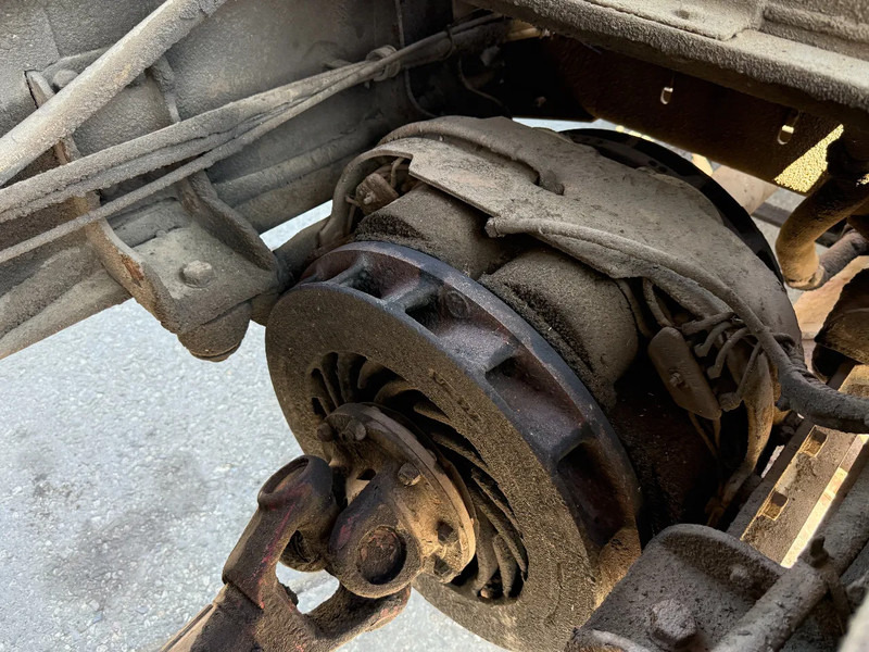 Camion benne Renault G230 4X2 Tipper Spring/Spring Manual Gearbox: photos 7