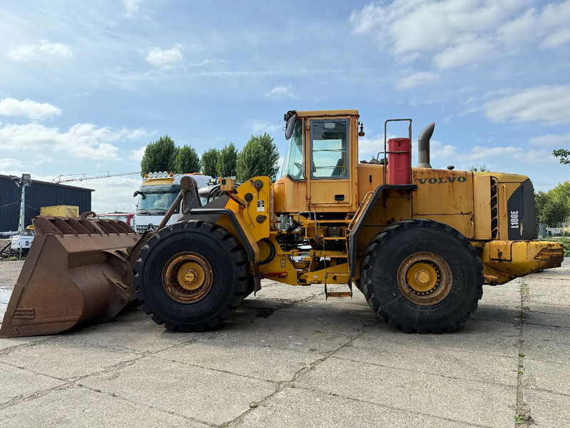 Volvo L 180 E Wheelloader - Chargeuse sur pneus: photos 5 Volvo L 180 E Wheelloader - Chargeuse sur pneus: photos 5