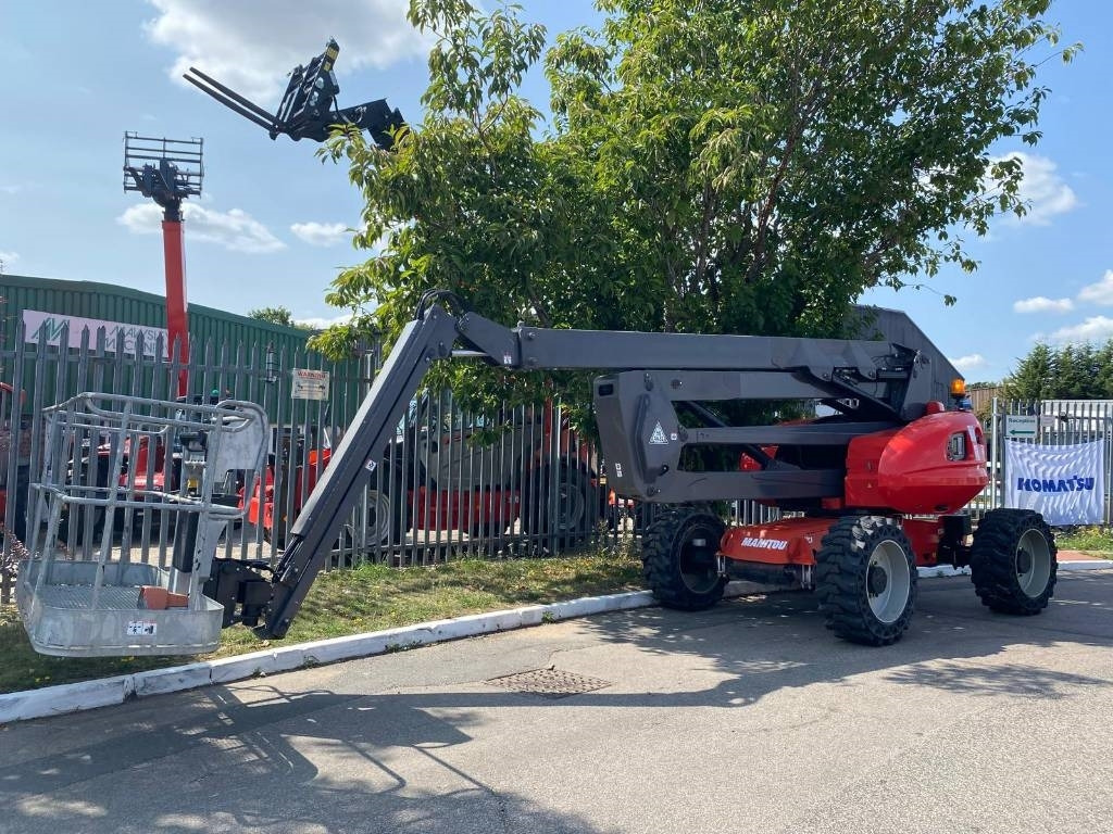 Manitou 200 ATJ - Nacelle articulée: photos 2 Manitou 200 ATJ - Nacelle articulée: photos 2