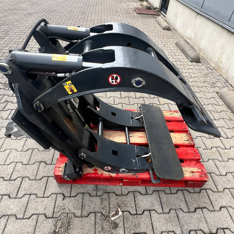 Cacade Paper Roll clamp - Pinces: photos 1 Cacade Paper Roll clamp - Pinces: photos 1