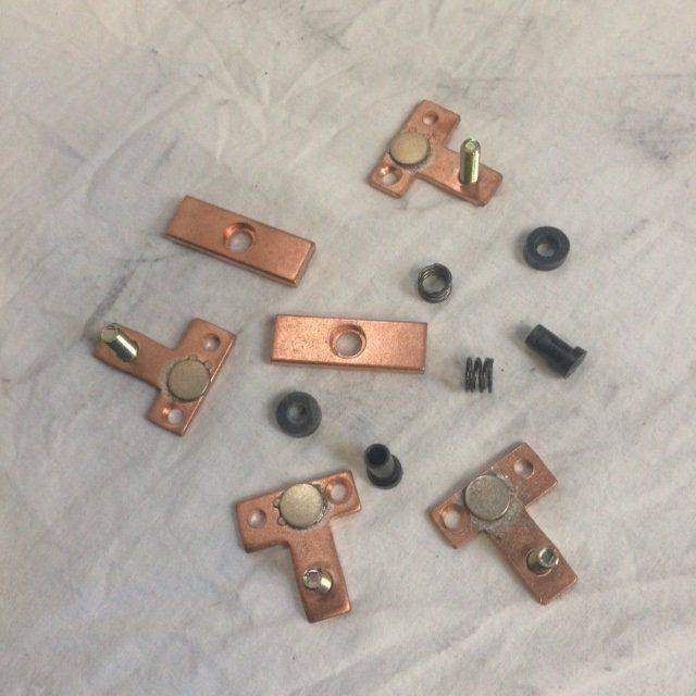 Contactor Kit for Caterpillar/Mitsubishi - Système électrique pour Matériel de manutention: photos 1 Contactor Kit for Caterpillar/Mitsubishi - Système électrique pour Matériel de manutention: photos 1