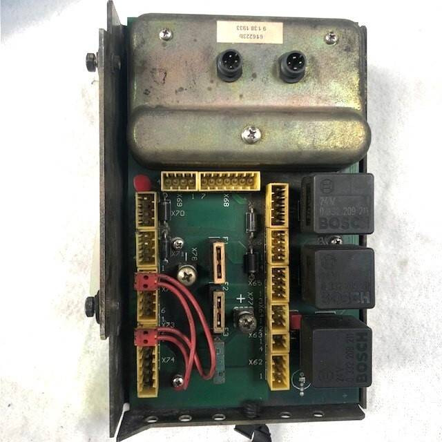 Control board lights Still R20-18 - Bloc de gestion pour Matériel de manutention: photos 1 Control board lights Still R20-18 - Bloc de gestion pour Matériel de manutention: photos 1