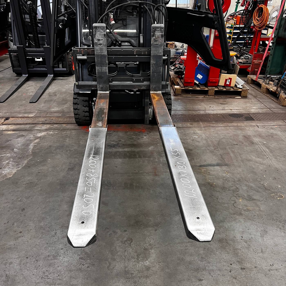 Dürwen Reachforks - Fourches: photos 3 Dürwen Reachforks - Fourches: photos 3