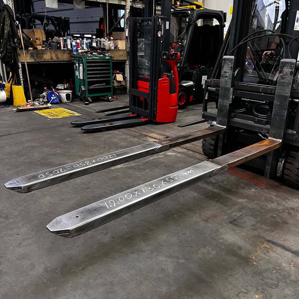 Dürwen Reachforks - Fourches: photos 2 Dürwen Reachforks - Fourches: photos 2