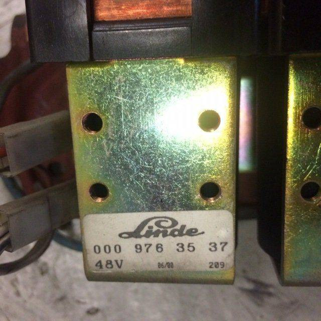 Electric armature and transistor control for Linde - Système électrique pour Matériel de manutention: photos 4 Electric armature and transistor control for Linde - Système électrique pour Matériel de manutention: photos 4