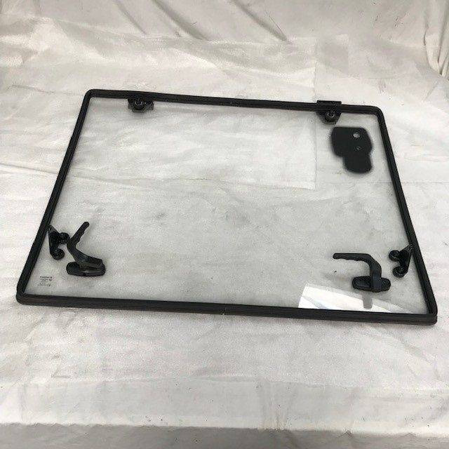 Front window for Komatsu series 4024 - Fenêtre et pièces pour Matériel de manutention: photos 2 Front window for Komatsu series 4024 - Fenêtre et pièces pour Matériel de manutention: photos 2