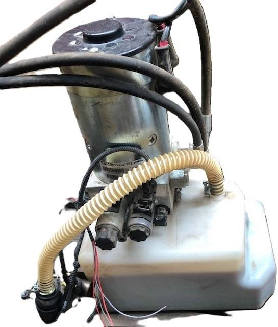 Hydraulic pump unit for Linde /1110/ - Commande de gouvernail pour Matériel de manutention: photos 1 Hydraulic pump unit for Linde /1110/ - Commande de gouvernail pour Matériel de manutention: photos 1