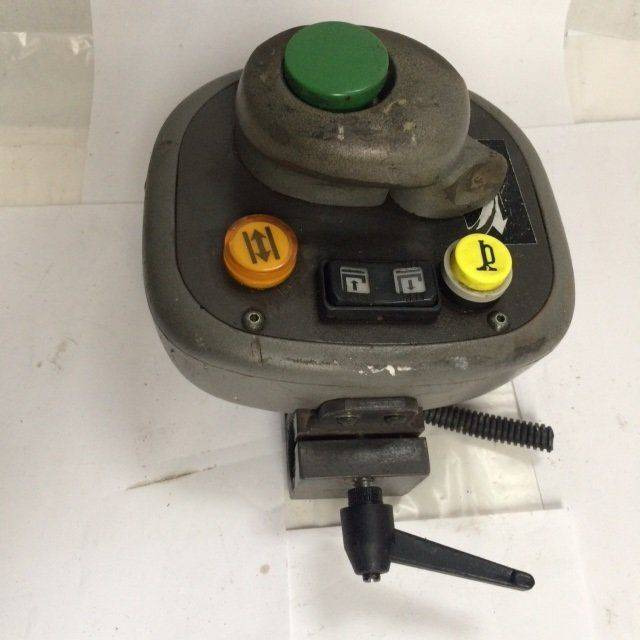 Joystick for Atlet TPC S 120 - Système électrique pour Matériel de manutention: photos 1 Joystick for Atlet TPC S 120 - Système électrique pour Matériel de manutention: photos 1