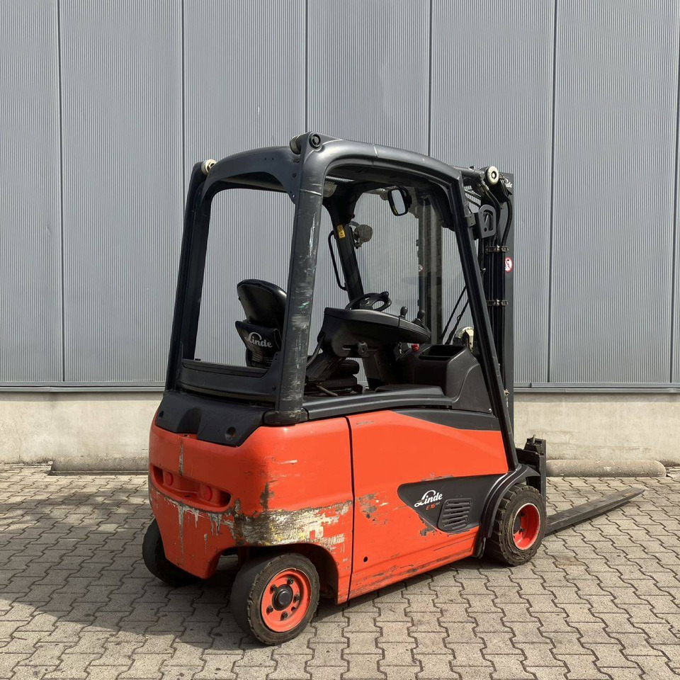 Linde E16PH-02 (386) EVO - Chariot élévateur électrique: photos 2 Linde E16PH-02 (386) EVO - Chariot élévateur électrique: photos 2