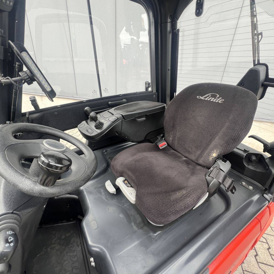 Linde E20PL (386-02) EVO - Chariot élévateur électrique: photos 4 Linde E20PL (386-02) EVO - Chariot élévateur électrique: photos 4