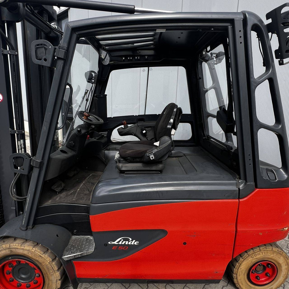 Linde E50/600HL (388) - Chariot élévateur électrique: photos 3 Linde E50/600HL (388) - Chariot élévateur électrique: photos 3