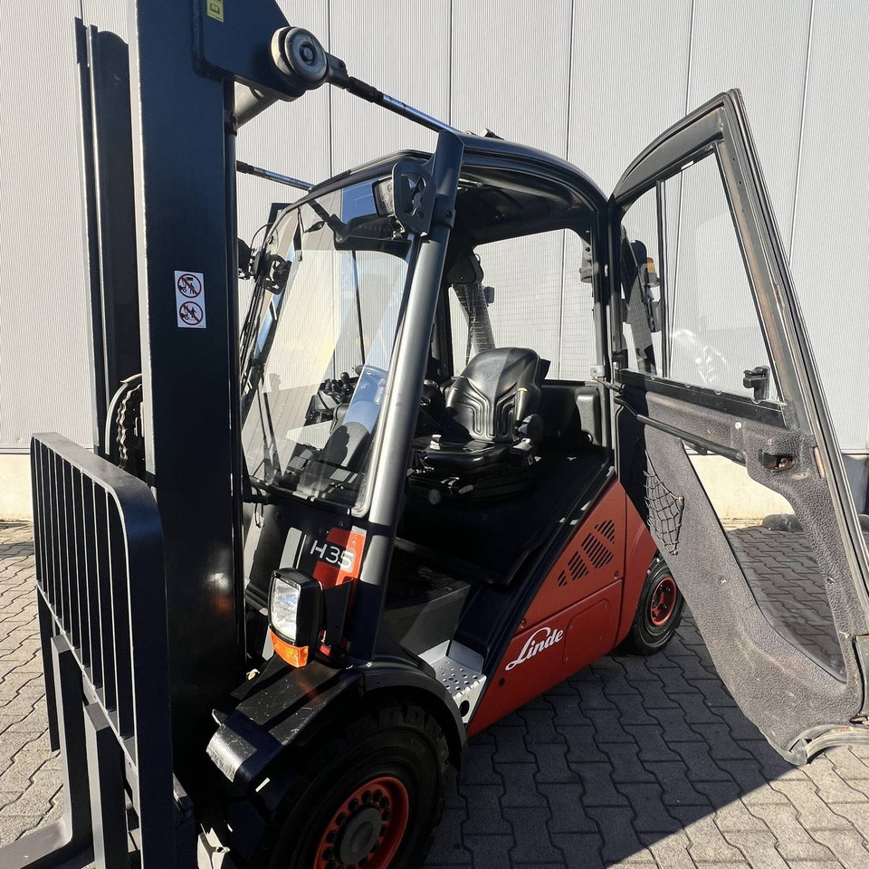 Linde H35D (393) - Chariot élévateur diesel: photos 3 Linde H35D (393) - Chariot élévateur diesel: photos 3